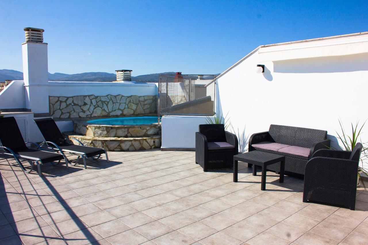 Puerta De Appartement Ronda